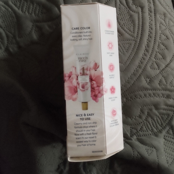 Unopened Clairol's Nice 'n Easy 6.5 Lightest Brown 🤎 Permanent Color - Picture 6 of 7